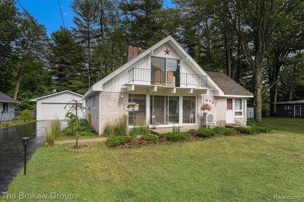 Tawas City, MI 48763,963 Nanette Street