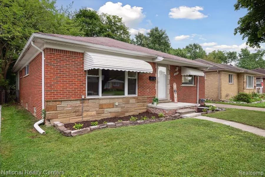 24000 Morton Street, Oak Park, MI 48237 2185