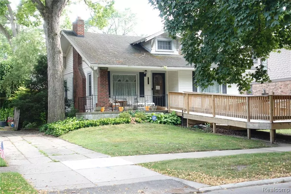 Ferndale, MI 48220 2750,341 W Oakridge Street