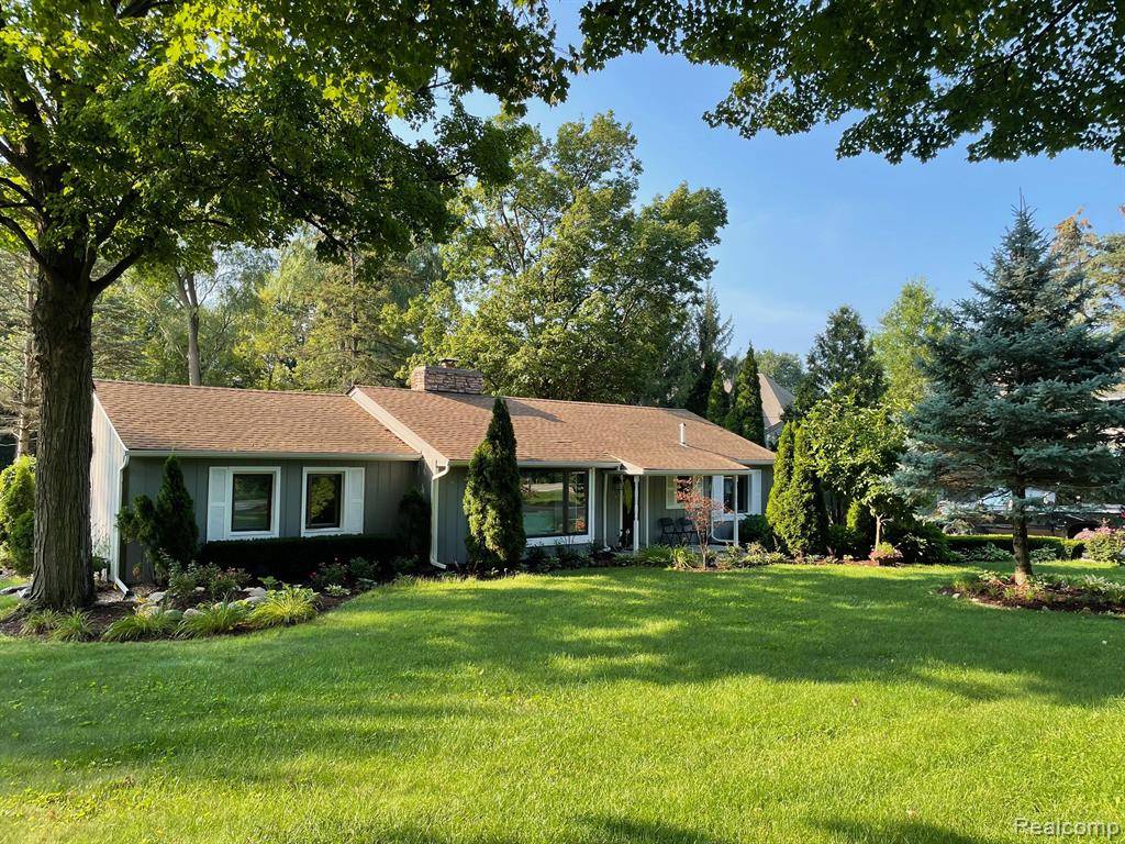 Plymouth, MI 48170 3442,46877 W ANN ARBOR Trail