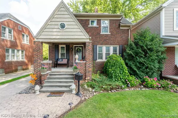 Saint Clair Shores, MI 48081 2846,21603 Erben Street
