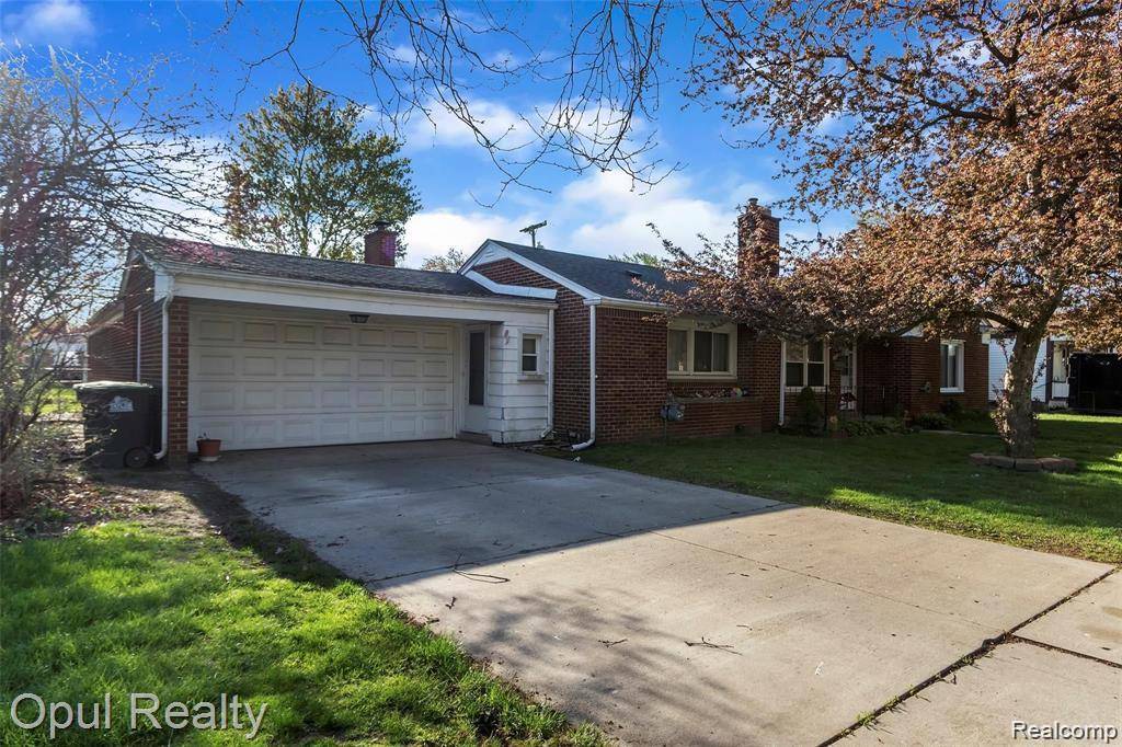 Brownstown, MI 48180 1624,6835 Buck Street