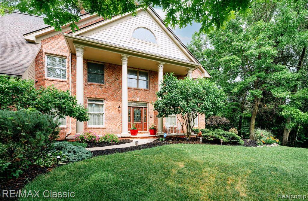 1562 Eagle Trail, Oxford, MI 48371 6063