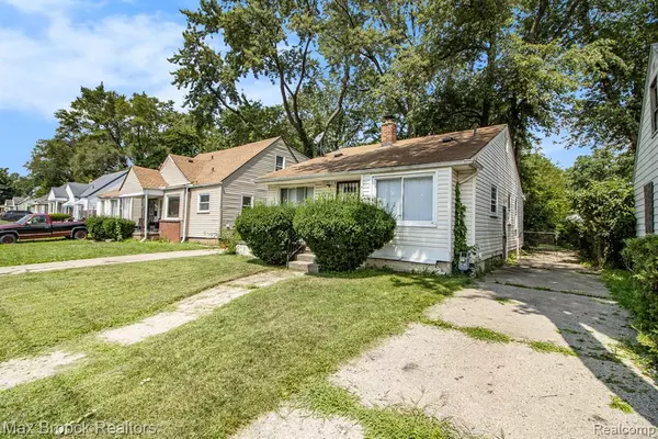 Detroit, MI 48219 1864,22510 Frisbee Street