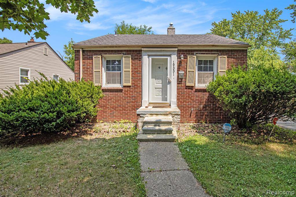 Harper Woods, MI 48225 2143,19331 Kingsville Street