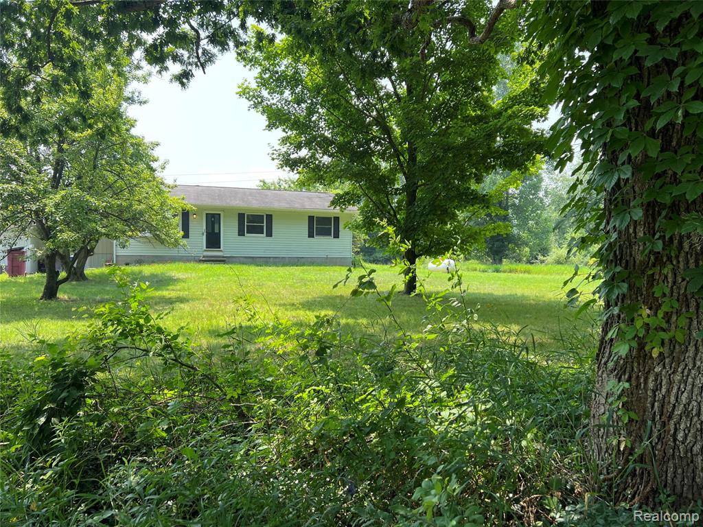 6197 Sober Road, Fowlerville, MI 48836 8611
