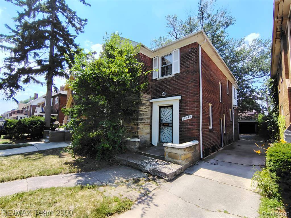 Detroit, MI 48221 2151,18945 Santa Barbara Drive