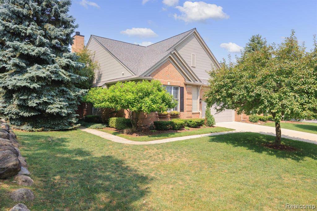 1114 Rock Valley Drive, Rochester, MI 48307 6002