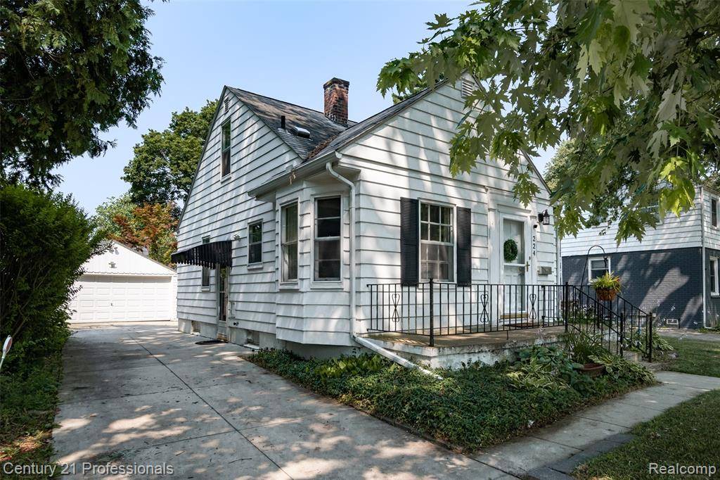 White Lake, MI 48341 1860,224 Starr Avenue