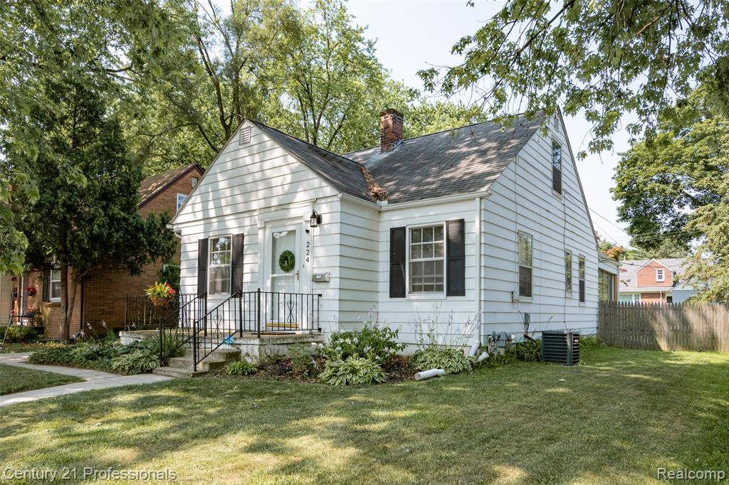 White Lake, MI 48341 1860,224 Starr Avenue