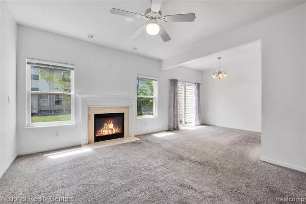 Pontiac, MI 48342 1969,1236 University Drive