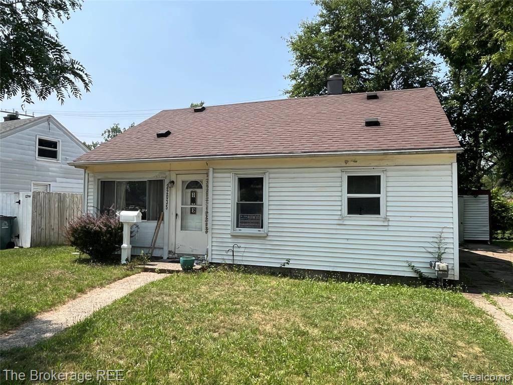 22035 Scotia Road, Oak Park, MI 48237 2942