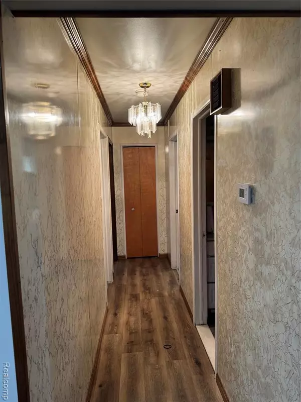 Warren, MI 48088 2021,31263 Hayes Road