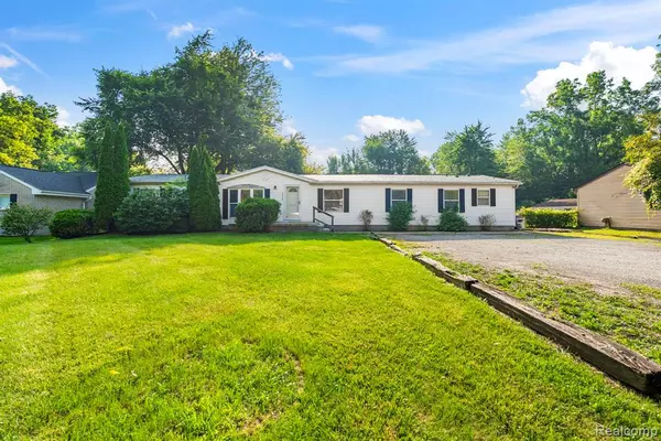 6315 Heyer Street, Romulus, MI 48174 4063