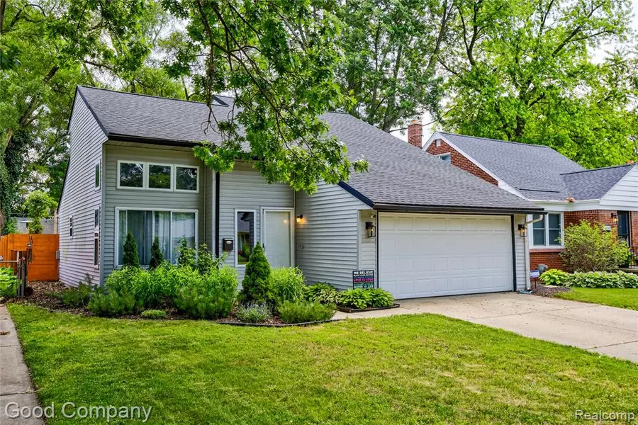 24650 Westhampton Street, Oak Park, MI 48237 1418