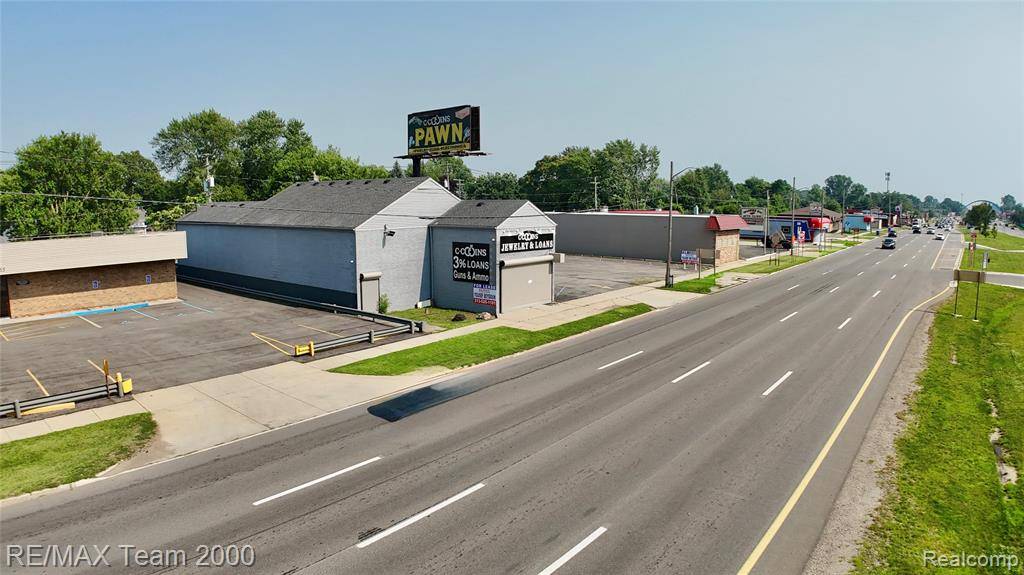 Dearborn Heights, MI 48125 1936,4807 S TELEGRAPH Road