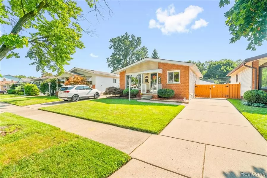 4469 Polk Street, Dearborn Heights, MI 48125 2937