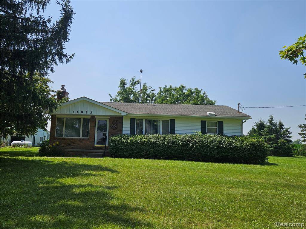 11873 Durand Road, Howell, MI 48855 9517