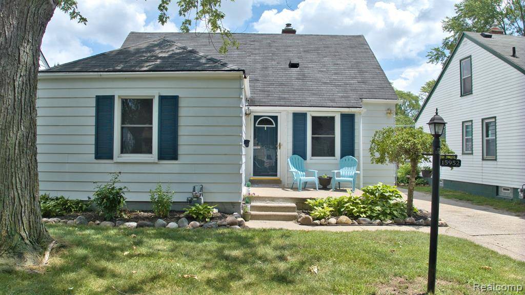 15952 Kinloch, Redford, MI 48239 3877