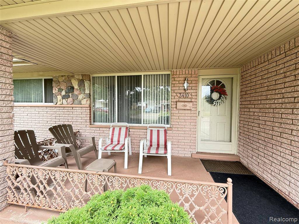 Warren, MI 48092 1934,3410 Girard Drive