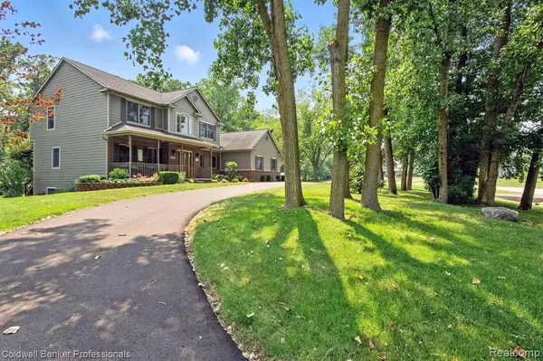 Saline, MI 48176,10261 Normonie Court