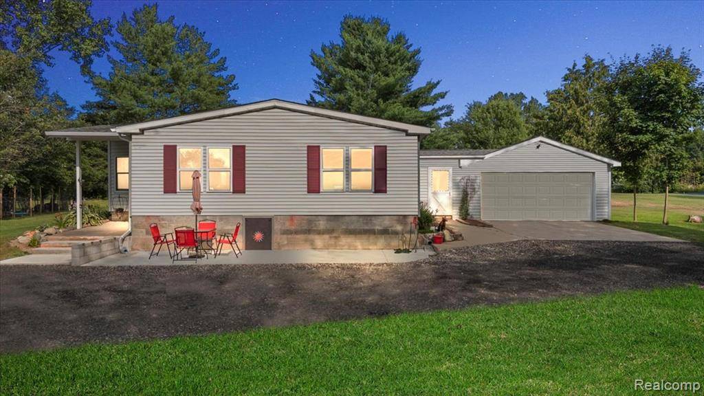 8353 Mason Road, Fowlerville, MI 48836 9249