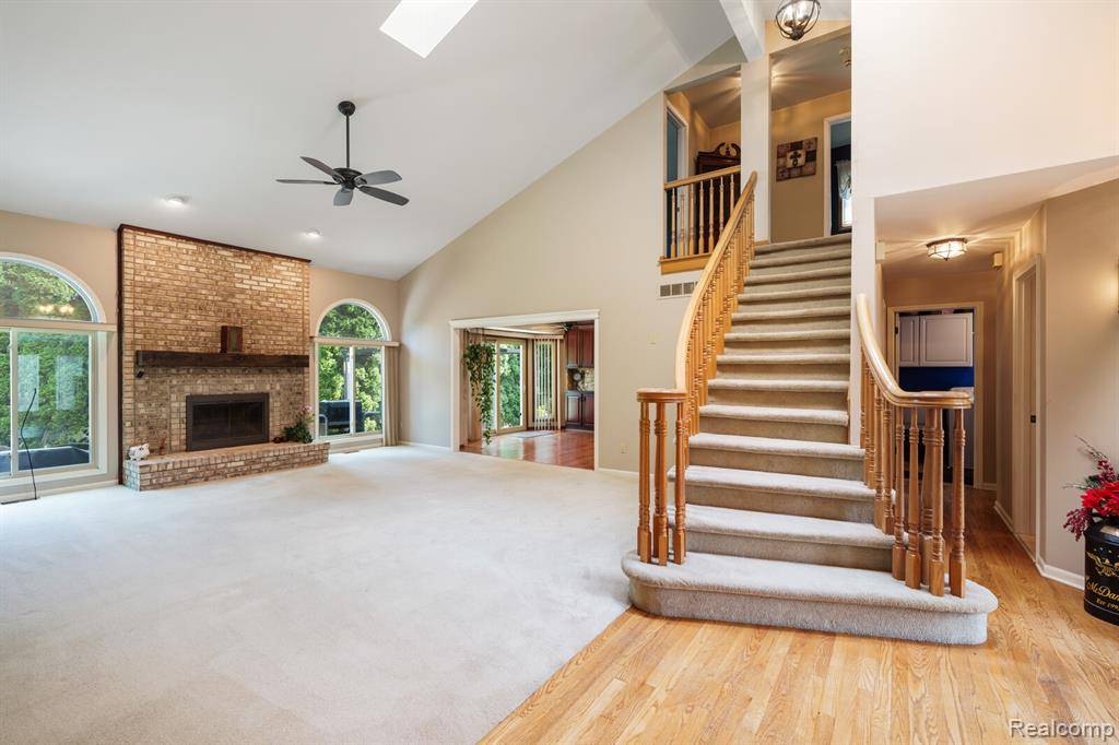 Clinton Township, MI 48038 5522,43274 Hillsboro Drive