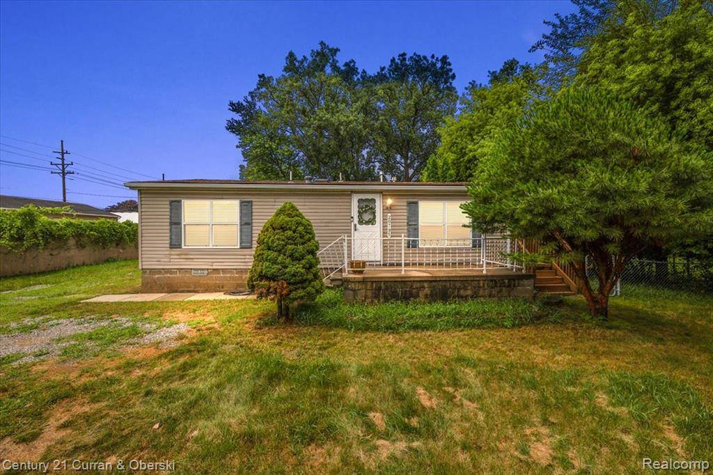 20795 Orchard Lake Road, Farmington Hills, MI 48336 5220