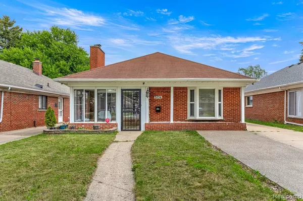 5734 Hubbell Street, Dearborn Heights, MI 48127 2444