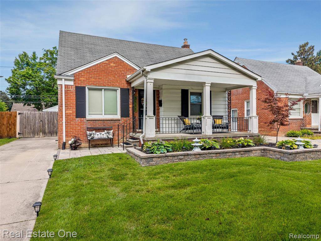 Royal Oak, MI 48073 3520,3111 N Blair Avenue