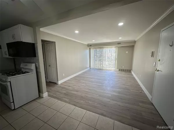 Clinton Township, MI 48038 6628,38280 Fairway Court