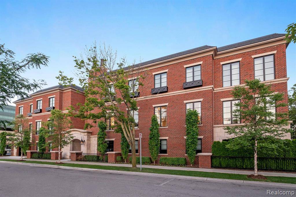 420 E Frank Street, Birmingham, MI 48009 1792