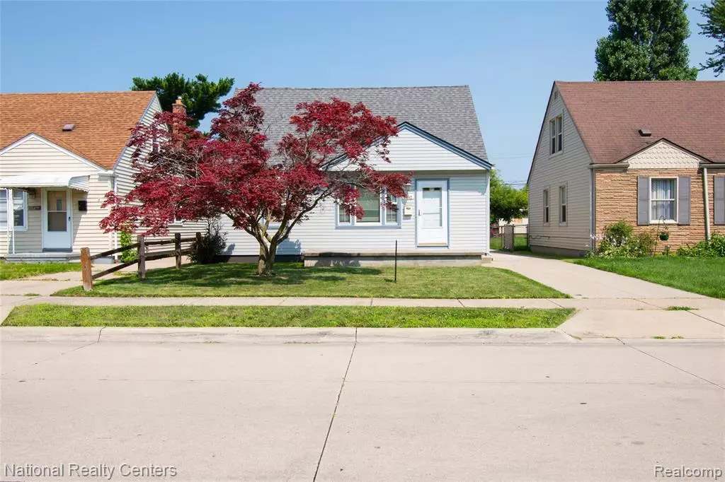 Eastpointe, MI 48021 1354,24842 Wilmot Avenue