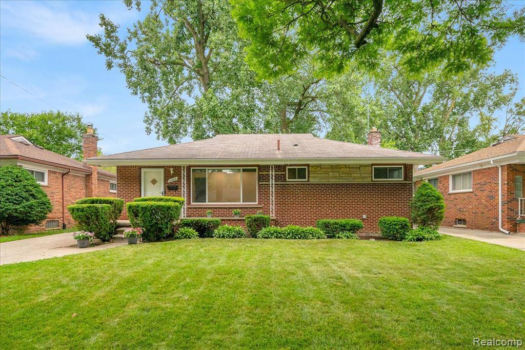 21660 Church Street, Oak Park, MI 48237 2602