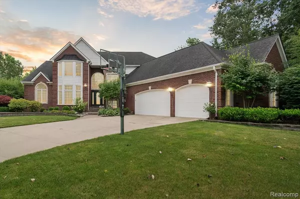 2632 Hawthorne Drive, Shelby Twp, MI 48316 5540