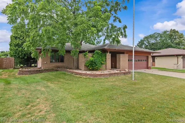 Sterling Heights, MI 48313 2105,43351 ASPEN Drive