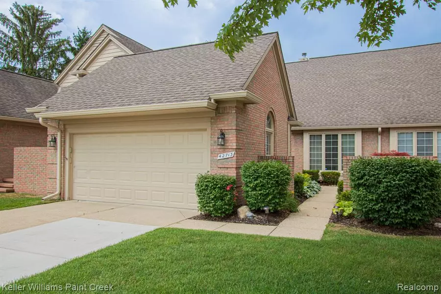 42713 Jason Court, Sterling Heights, MI 48313 2636
