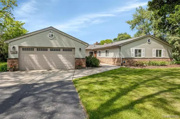 5908 Burnham Road, Bloomfield Hills, MI 48302 4020