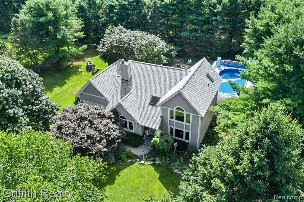10940 Home Shore Drive, Pinckney, MI 48169 9562