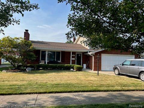 19381 Shadowoods, Roseville, MI 48066 1228
