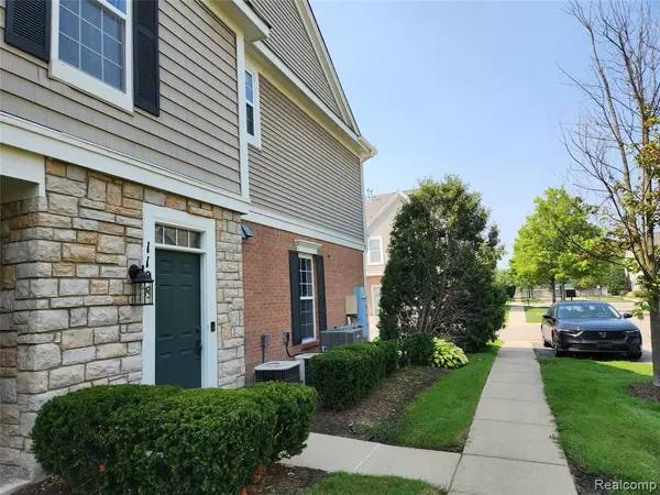 Troy, MI 48085 6734,1108 Alameda Boulevard