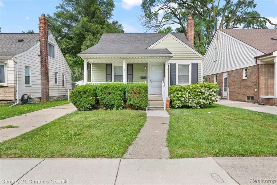 3428 Monroe Street, Dearborn Heights, MI 48124 4604