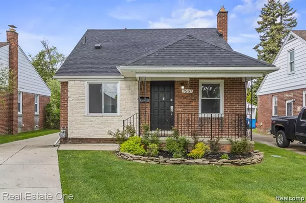 Dearborn Heights, MI 48127 1748,7267 Fenton Street