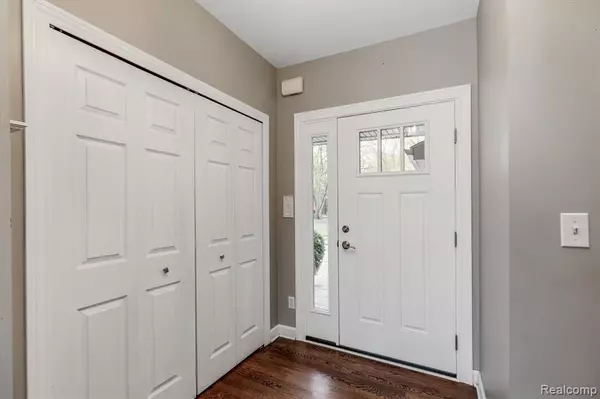 Troy, MI 48084 2623,854 Brooklawn Drive