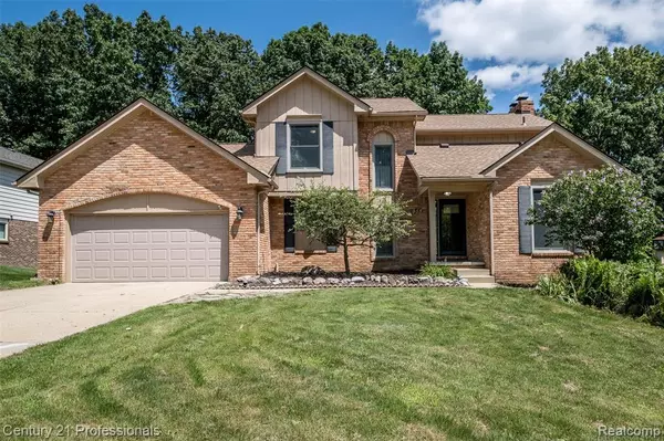 635 Ten Point Drive, Troy, MI 48309 2550