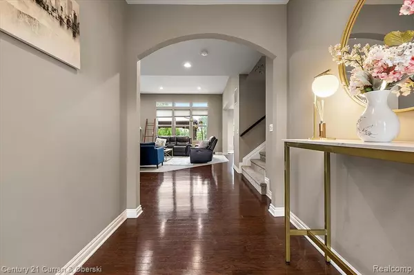 South Lyon, MI 48178 0903,23431 Crooked Tree Court