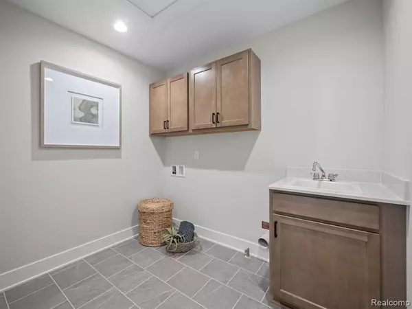 Macomb, MI 48042,18064 Stallmann Drive