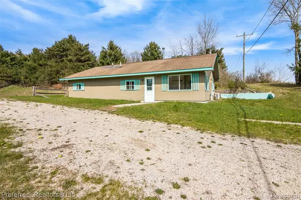 Frankfort, MI 49635 9243,1734 Frankfort Highway
