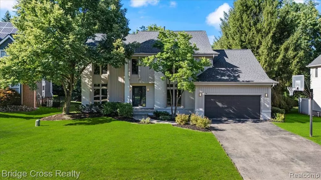 6258 Lindsay Court, West Bloomfield, MI 48324 2154