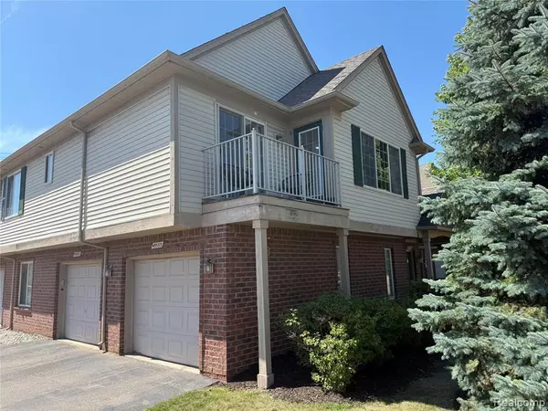 Utica, MI 48315 5920,45533 Hidden View Court